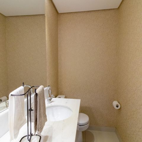 Apartamento à venda com 138m², 3 quartos e 3 vagas Apartamento à venda com 138m², 3 quartos e 3 vagasBanheiro de Serviço