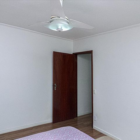 Casa à venda com 154m², 2 quartos e 4 vagas Casa à venda com 154m², 2 quartos e 4 vagasSuíte