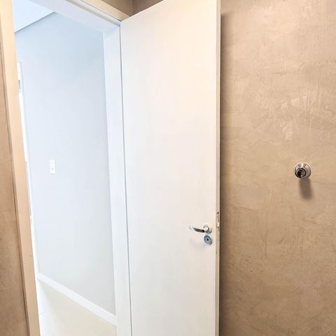 Apartamento para alugar com 150m², 3 quartos e 1 vaga Apartamento para alugar com 150m², 3 quartos e 1 vagaBanheiro de serviço