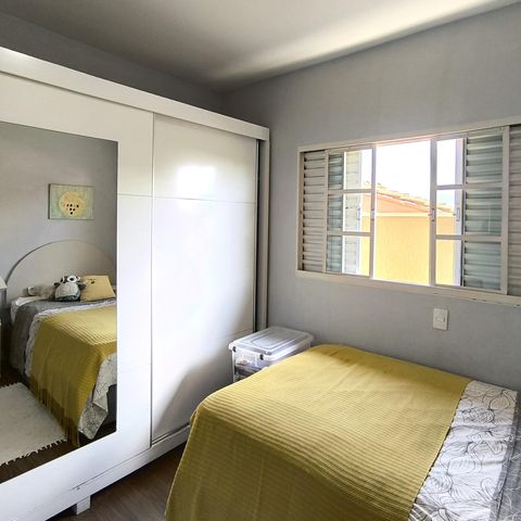 Casa à venda com 170m², 4 quartos e 2 vagas Casa à venda com 170m², 4 quartos e 2 vagasSuíte 2