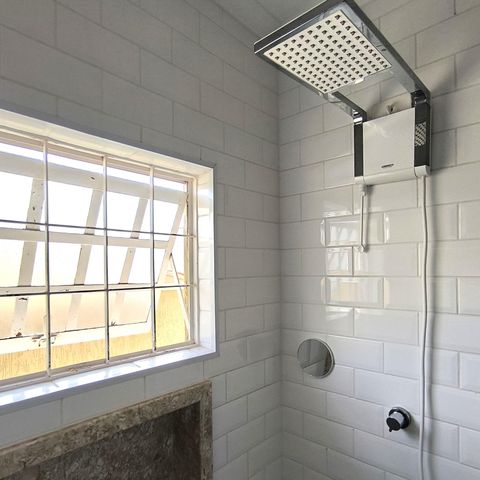 Casa à venda com 170m², 4 quartos e 2 vagas Casa à venda com 170m², 4 quartos e 2 vagasBanheiro da Suíte 2