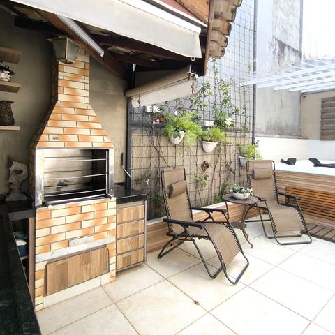 Casa à venda com 170m², 4 quartos e 2 vagas Casa à venda com 170m², 4 quartos e 2 vagasQuintal e Churrasqueira