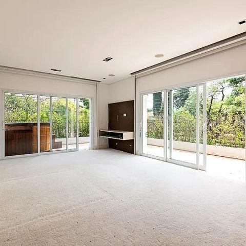 Casa à venda com 531m², 6 quartos e 2 vagas