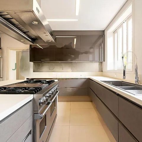 Casa à venda com 531m², 6 quartos e 2 vagas