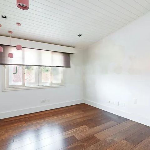 Casa à venda com 531m², 6 quartos e 2 vagas