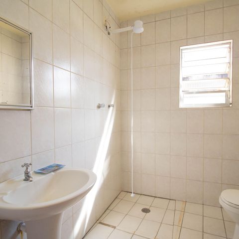 Casa à venda com 216m², 3 quartos e 1 vagaBanheiro Social 2