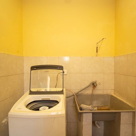 Casa à venda com 216m², 3 quartos e 1 vagaÁrea de Serviço
