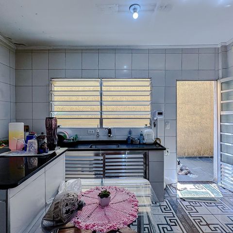 Casa à venda com 234m², 6 quartos e 4 vagasCozinha