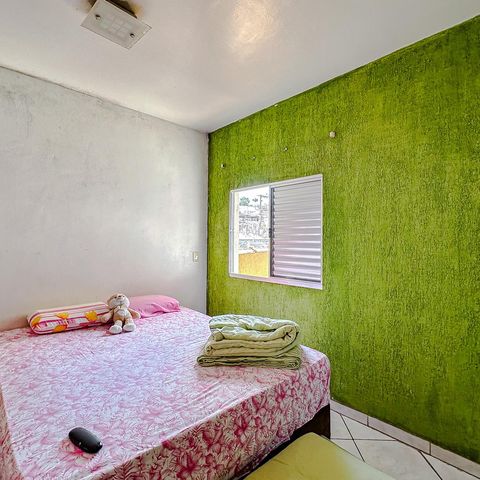 Casa à venda com 234m², 6 quartos e 4 vagasQuarto 1 - Suíte