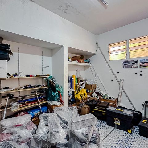 Casa à venda com 234m², 6 quartos e 4 vagasQuarto de Serviço