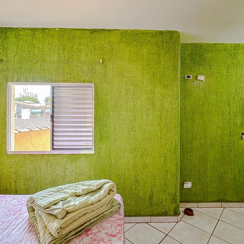 Casa à venda com 234m², 6 quartos e 4 vagasQuarto 1 - Suíte