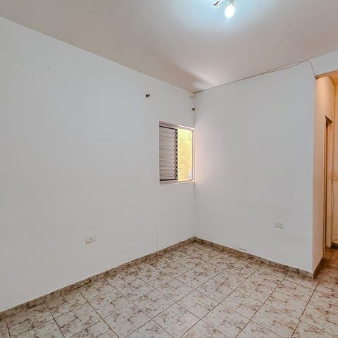Casa à venda com 234m², 6 quartos e 4 vagasQuarto 2 - Suíte
