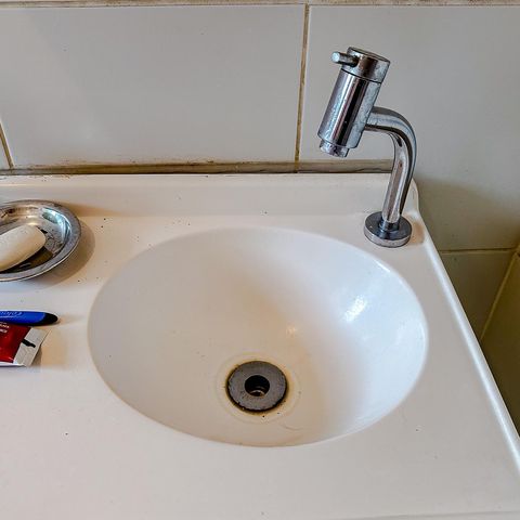 Casa à venda com 234m², 6 quartos e 4 vagasBanheiro