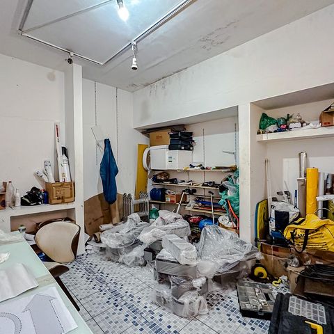Casa à venda com 234m², 6 quartos e 4 vagasQuarto de Serviço