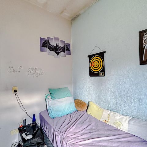 Casa à venda com 234m², 6 quartos e 4 vagasQuarto 6