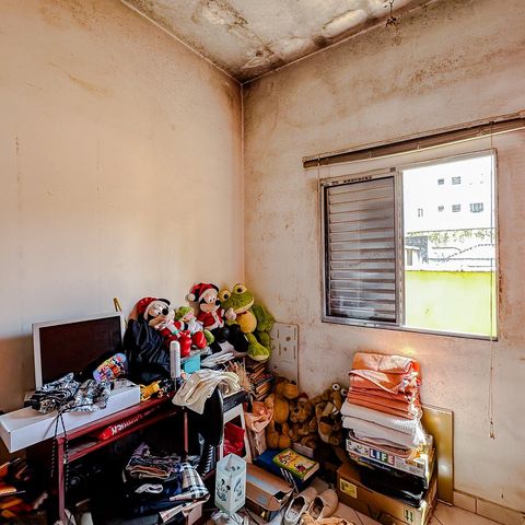 Casa à venda com 234m², 6 quartos e 4 vagasQuarto 5