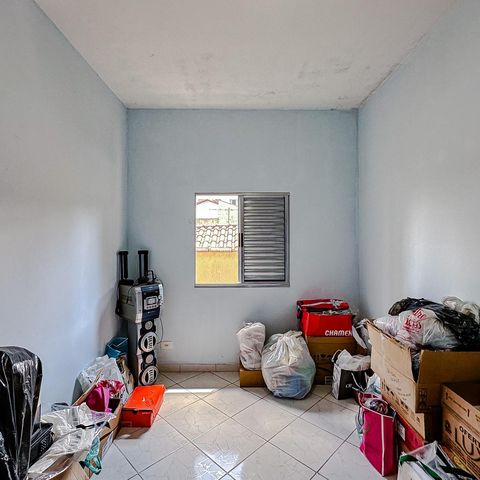 Casa à venda com 234m², 6 quartos e 4 vagasQuarto 3