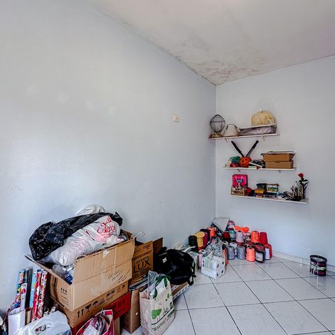 Casa à venda com 234m², 6 quartos e 4 vagasQuarto 3