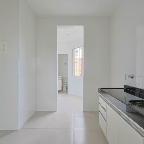 Apartamento à venda com 80m², 3 quartos e 1 vaga Apartamento à venda com 80m², 3 quartos e 1 vagaCozinha
