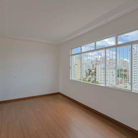 Apartamento à venda com 80m², 3 quartos e 1 vaga Apartamento à venda com 80m², 3 quartos e 1 vagaSala