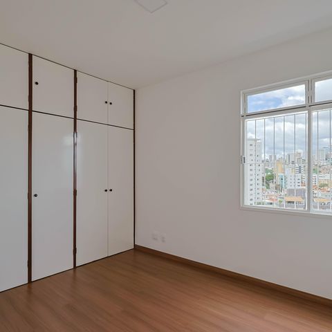 Apartamento à venda com 80m², 3 quartos e 1 vaga Apartamento à venda com 80m², 3 quartos e 1 vagaQuarto 2