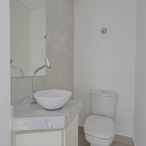 Apartamento à venda com 80m², 3 quartos e 1 vaga Apartamento à venda com 80m², 3 quartos e 1 vagaÁrea de Serviço