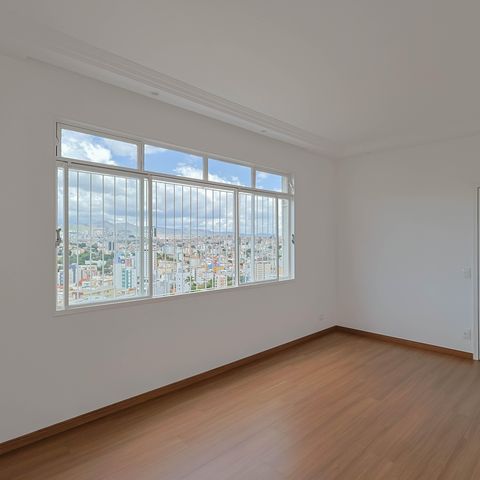 Apartamento à venda com 80m², 3 quartos e 1 vaga Apartamento à venda com 80m², 3 quartos e 1 vagaSala