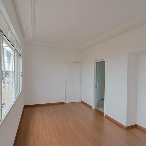 Apartamento à venda com 80m², 3 quartos e 1 vaga Apartamento à venda com 80m², 3 quartos e 1 vagaSala