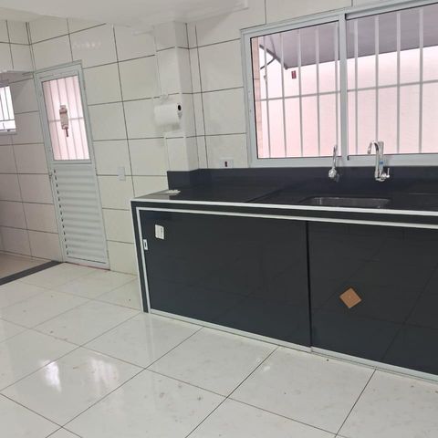 Casa à venda com 156m², 3 quartos e 3 vagas Casa à venda com 156m², 3 quartos e 3 vagasFoto 02