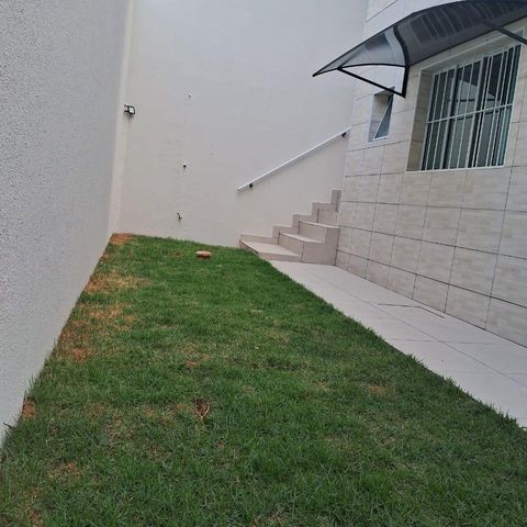 Casa à venda com 156m², 3 quartos e 3 vagas Casa à venda com 156m², 3 quartos e 3 vagasFoto 38
