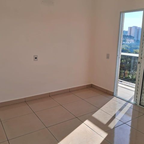 Casa à venda com 156m², 3 quartos e 3 vagas Casa à venda com 156m², 3 quartos e 3 vagasFoto 06