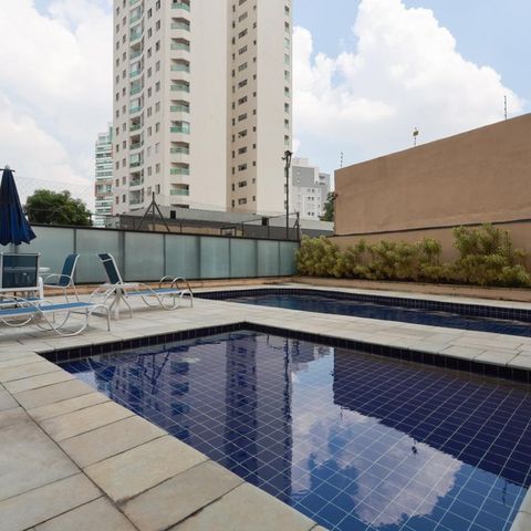 Apartamento à venda com 59m², 2 quartos e 2 vagas Apartamento à venda com 59m², 2 quartos e 2 vagasÁrea comum - Piscina