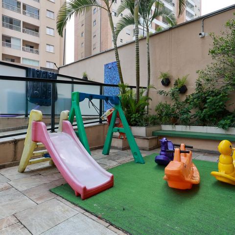 Apartamento à venda com 59m², 2 quartos e 2 vagas Apartamento à venda com 59m², 2 quartos e 2 vagasÁrea comum - Playground