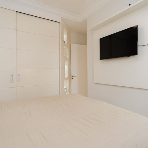 Apartamento à venda com 59m², 2 quartos e 2 vagas Apartamento à venda com 59m², 2 quartos e 2 vagasSuíte