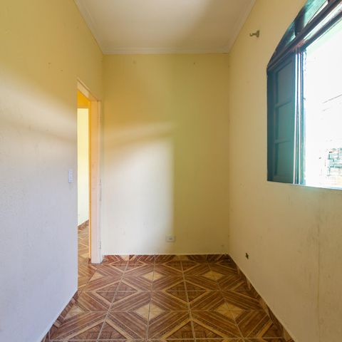 Casa à venda com 300m², 5 quartos e 4 vagas Casa à venda com 300m², 5 quartos e 4 vagasQuarto 4
