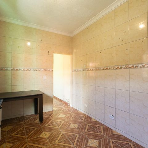Casa à venda com 300m², 5 quartos e 4 vagas Casa à venda com 300m², 5 quartos e 4 vagasCozinha 1