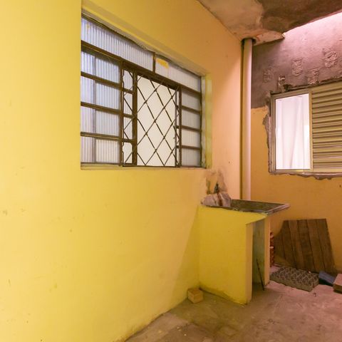 Casa à venda com 300m², 5 quartos e 4 vagas Casa à venda com 300m², 5 quartos e 4 vagasÁrea de Serviço 2