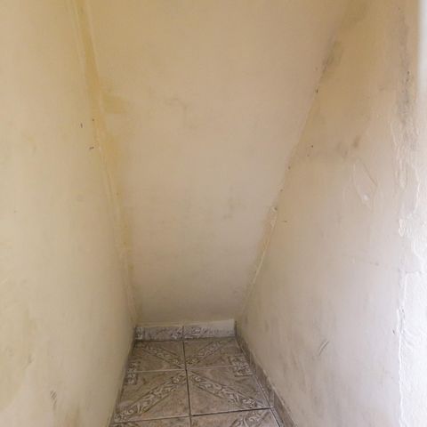 Casa à venda com 300m², 5 quartos e 4 vagas Casa à venda com 300m², 5 quartos e 4 vagasSuíte 2