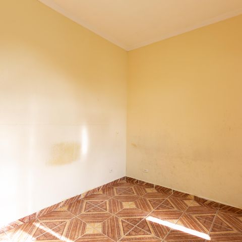 Casa à venda com 300m², 5 quartos e 4 vagas Casa à venda com 300m², 5 quartos e 4 vagasSuíte 1