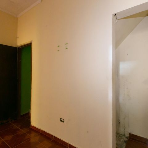 Casa à venda com 300m², 5 quartos e 4 vagas Casa à venda com 300m², 5 quartos e 4 vagasSuíte 2
