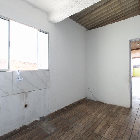 Casa à venda com 300m², 5 quartos e 4 vagas Casa à venda com 300m², 5 quartos e 4 vagasCozinha 2