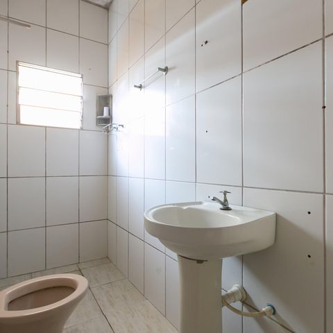 Casa à venda com 300m², 5 quartos e 4 vagas Casa à venda com 300m², 5 quartos e 4 vagasBanheiro da Suíte 2