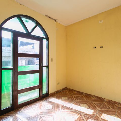 Casa à venda com 300m², 5 quartos e 4 vagas Casa à venda com 300m², 5 quartos e 4 vagasSuíte 1