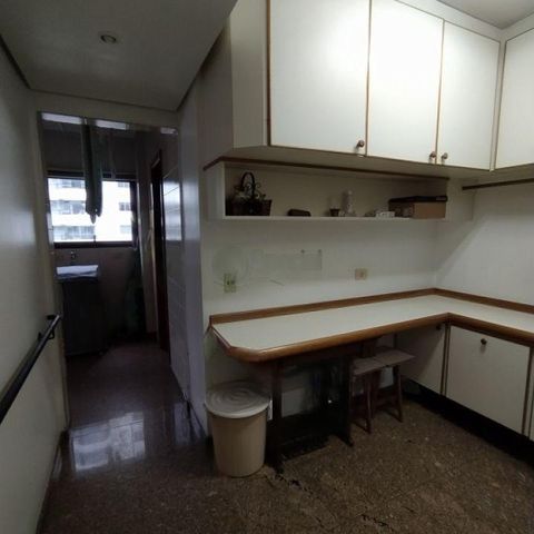 Apartamento à venda com 228m², 4 quartos e 3 vagas
