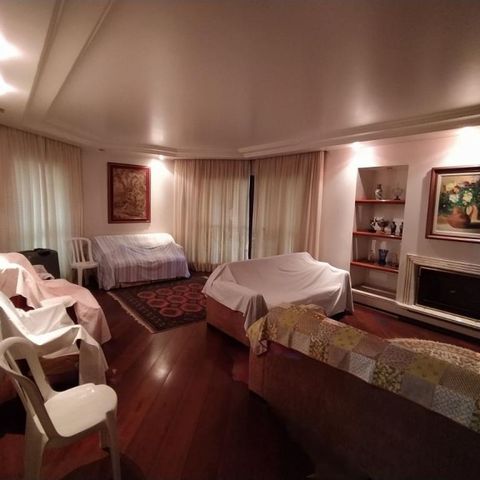 Apartamento à venda com 228m², 4 quartos e 3 vagas