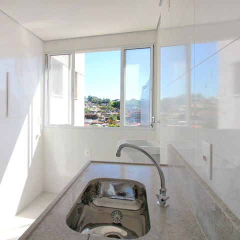 Apartamento à venda com 50m², 2 quartos e 2 vagasCozinha