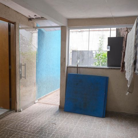 Casa à venda com 135m², 3 quartos e 1 vagaÁrea de Serviço
