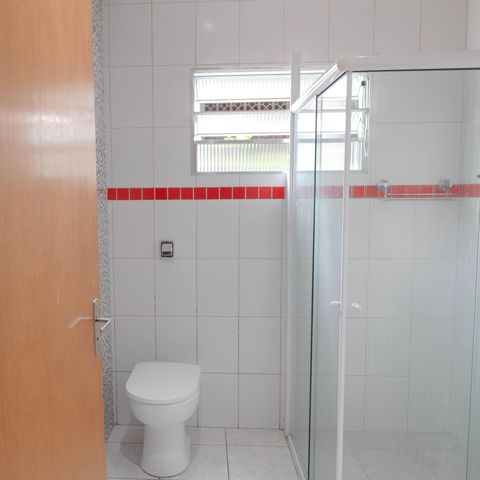 Casa à venda com 135m², 3 quartos e 1 vagaBanheiro 