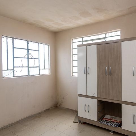 Casa à venda com 300m², 5 quartos e 3 vagas Casa à venda com 300m², 5 quartos e 3 vagasQuarto 3 Casa 1