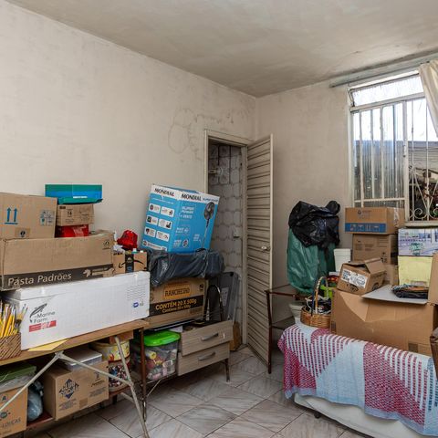 Casa à venda com 300m², 5 quartos e 3 vagas Casa à venda com 300m², 5 quartos e 3 vagasQuarto 1 Casa 1